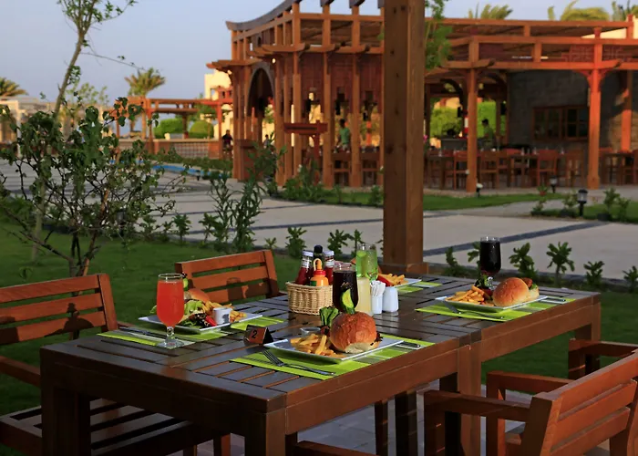 Jaz Royal Palmariva 5* Hurghada