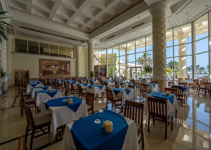 Jaz Royal Palmariva 5* Hurghada